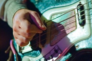 Free drink on me if you can name this guitar player.