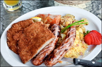 Edelweiss Tavern Oktoberfest platter